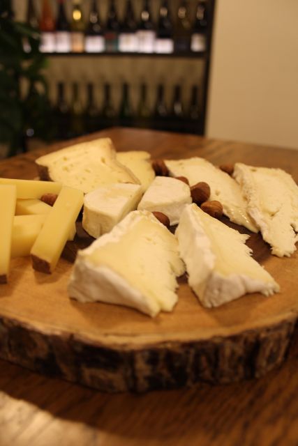 Paris: French Wine and Cheese Guided Tasting - Wine Regions and What Actually Changes the Flavor