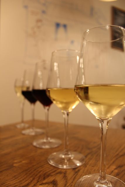 Paris: French Wine and Cheese Guided Tasting - Perfume Samples for Smarter Smelling