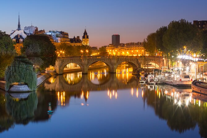 Paris Ghosts and Dark Stories Tour - Square du Vert-Galant: pretty views, darker rumor