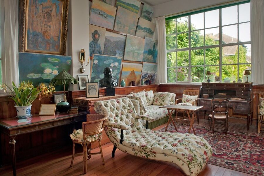 Paris: Giverny & Versailles Small Group or Private Tour - Skip the Lines: Why That Matters More Than It Sounds