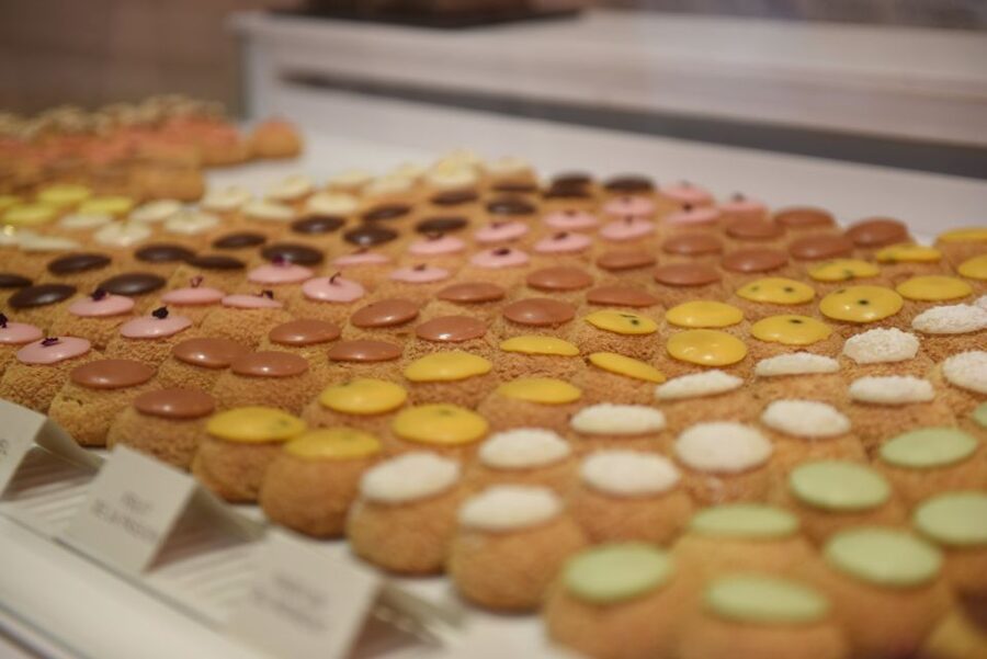 Paris Gourmet: Food Tour in South Montmartre - The South Montmartre route: romance, cabaret, and food history