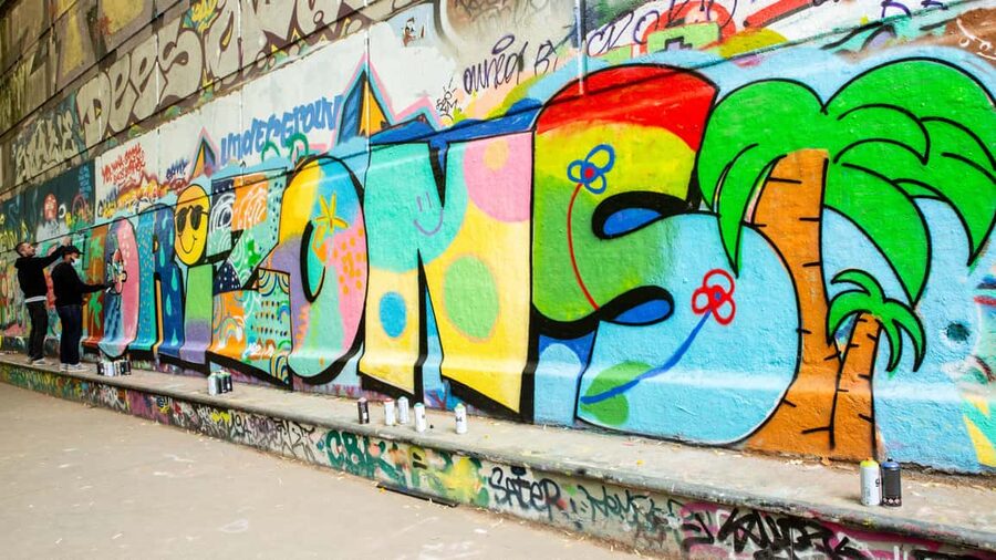Paris: Graffiti and Street Art Workshop - Key points before you pick your spot