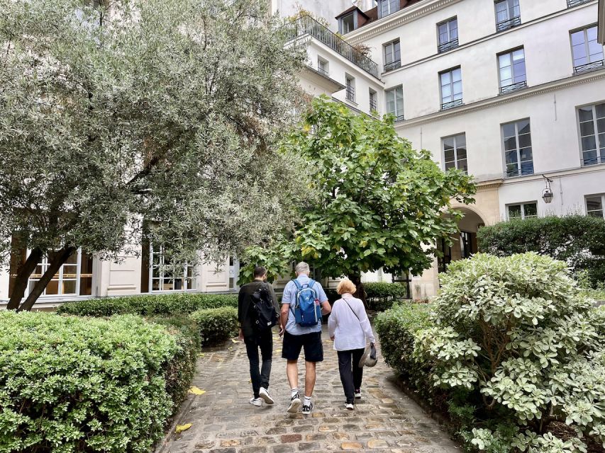 Paris: Guided Champagne & Food Tour in St-Germain-des-Pres - Key Things to Know Before You Go