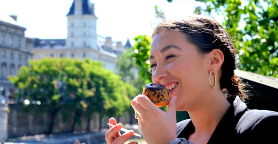Paris: Guided Champagne & Food Tour in St-Germain-des-Pres - Saint-Germain Shop-Hopping Without the Tourist Trap Feeling
