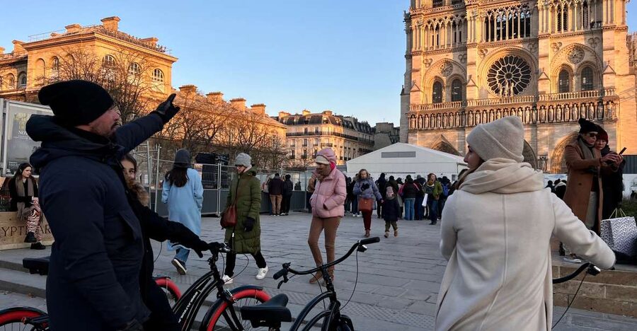 Paris: Guided City Highlights Bike Tour - Key Highlights You’ll Feel Right Away