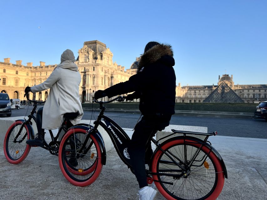 Paris: Guided City Highlights Bike Tour - The Riding Experience: Easy Pace, Real Bike Lanes