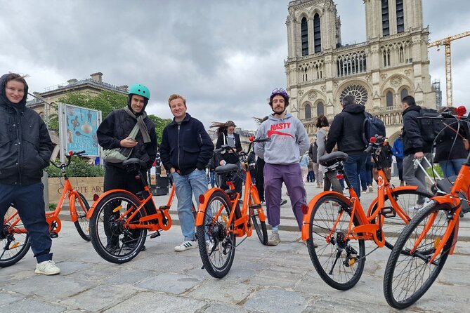 Paris: Guided City Sightseeing Tour by Bike/E-Bike - Eiffel Tower, Grand Palais, and Petit Palais: the ride-by version of masterpieces