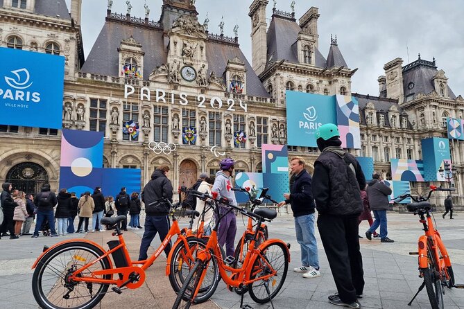 Paris: Guided City Sightseeing Tour by Bike/E-Bike - Meet at 32 Rue Feydeau: bikes, helmets, and what’s included