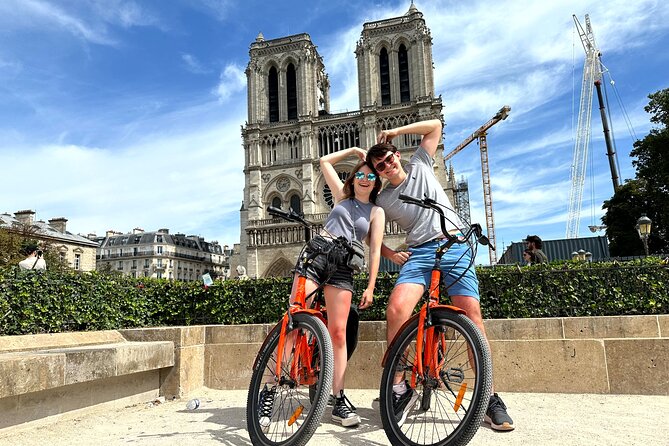 Paris Guided City Sightseeing Tour by Bike or E-Bike - Île de la Cité: the heart of Gothic Paris