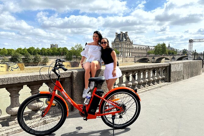 Paris Guided City Sightseeing Tour by Bike or E-Bike - Price and what you really get for $54