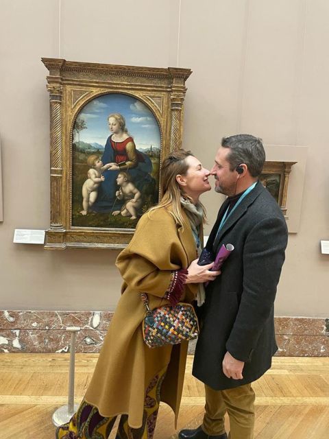 Paris: Guided Louvre Museum Tour with Optional Entry Ticket - Where You Meet Your Guide (and How Not to Miss Them)