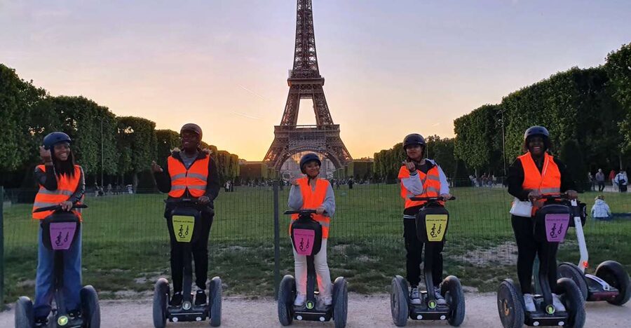 Paris: Guided Segway Tour Paris by Night - Why Paris by Segway at Night Feels Like an Open-Air Show