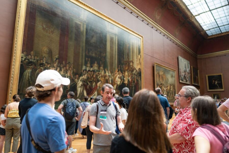 Paris: Guided Tour of the Must-Sees of the Louvre Museum - The Walk Into the Museum: Reserved Tickets and the Reality of Security Lines