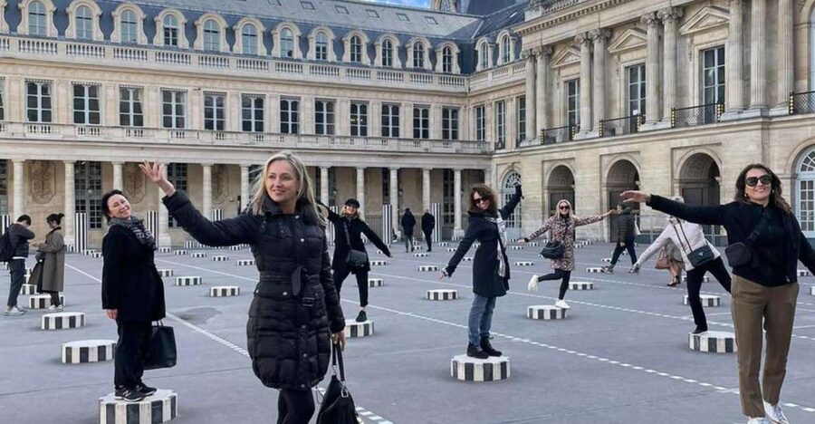 Paris: Guided Walking Tour from Opera Garnier to Notre-Dame - Palais Garnier: The grand opening you actually feel