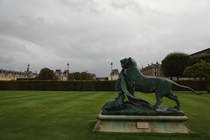 Paris Half Day Private Customized Walking Tour, Transport Options - Place Vendôme to Place de la Concorde: symmetry, scale, and drama
