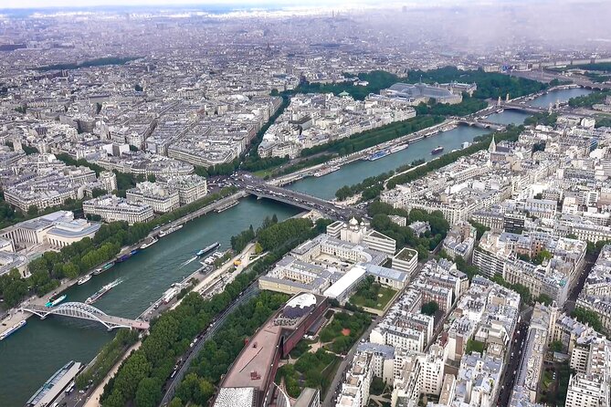 Paris Half Day Tour & Cruise, Private Guide & Louvre Entrance - Should you book it?