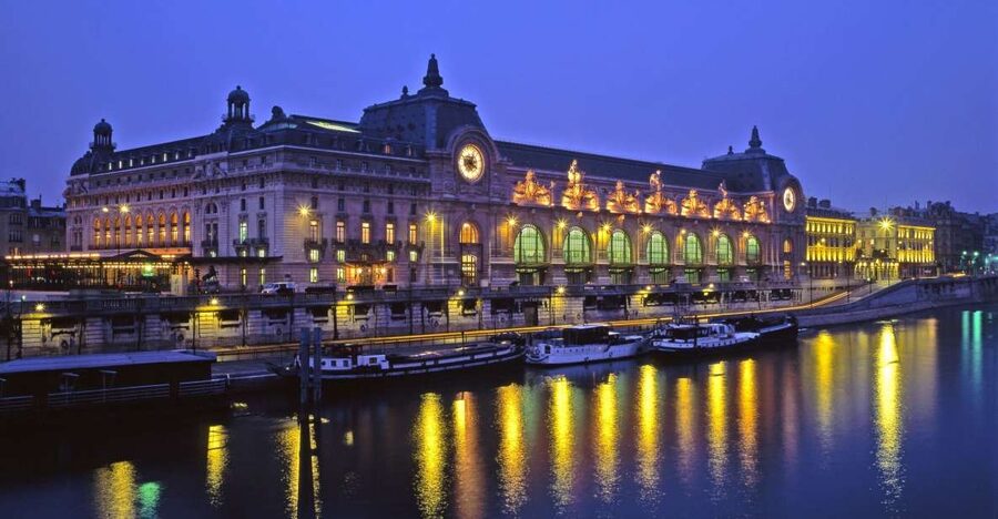 Paris: Happy Hour Evening Cruise on the Seine River - Past Île de la Cité and Notre-Dame: the photo stop that defines the ride