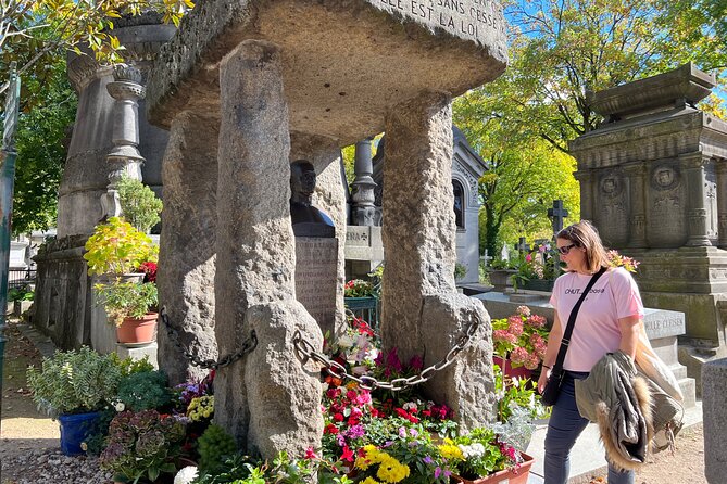 Paris: Haunted Père Lachaise Cemetery Guided Tour - Price and Value: What $26.55 Pays For