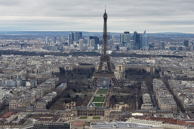 Paris Highlights: Half Day Private Walking Tour - Champs-Élysées: Fashion Capital Energy, With Context
