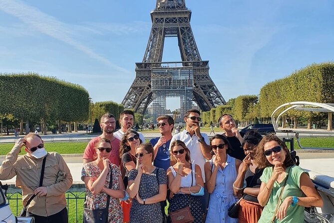 Paris Highlights & Monuments - Eiffel Tower viewpoint stop: quick photos, flexible walking