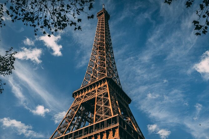 Paris Highlights Private Sightseeing Car Tour - Entering Paris with a Private Car, Not a Headache