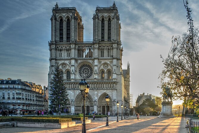 Paris - Historic City Center Walking Tour - Why This Île de la Cité to Tuileries Route Works