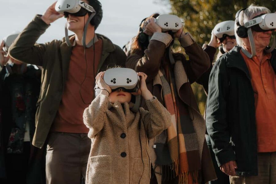 Paris: Historical Guided Tour of the Seine Riverbanks with Virtual Reality - The 2,000-year Seine timeline: eras you’ll connect to the river