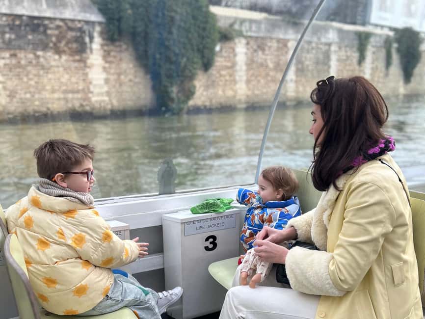 Paris: Hop-On Hop-Off Seine Cruise Pass with 9 Stops - Tickets and how hopping on really works (the part that matters)
