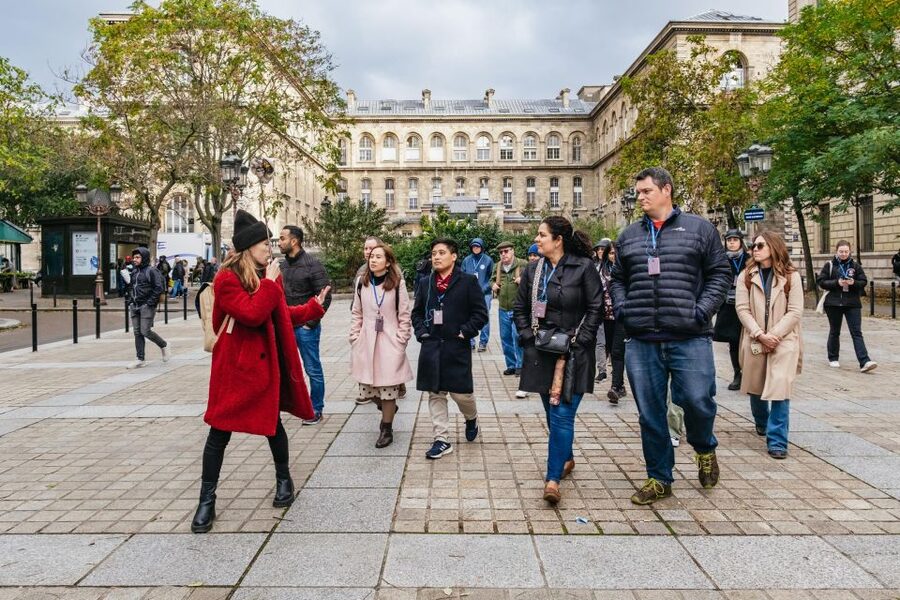Paris: Ile de la Cité Walking Tour with Sainte-Chapelle - Should you book the Paris Île de la Cité walking tour with Sainte-Chapelle?