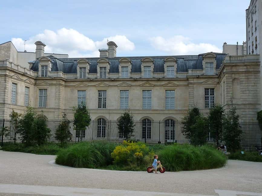 Paris: Jewish Marais District Walking Tour - Who this tour suits best (and who should rethink it)