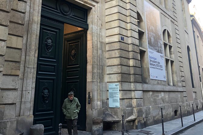 Paris Jewish Quarter Marais Smartphone GPSAPP Audio Walking Tour - Stop 3: Agoudas Hakehilos Synagogue (outside view)