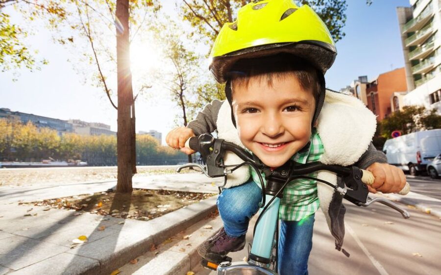 Paris: Kids Bike Tour - Palais Garnier and Place Vendôme: Learning Paris Without the Lecture Mode