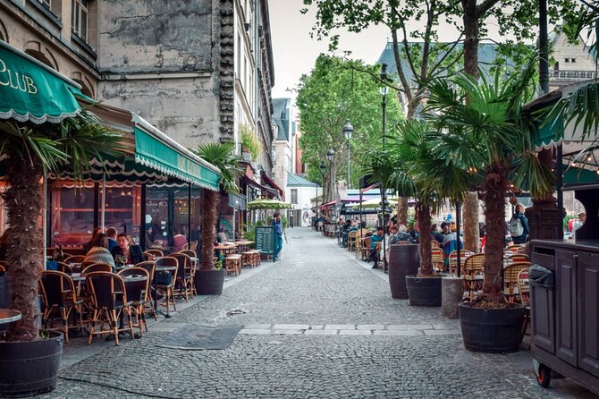 Paris La Marais District Guided Walking Tour - Meeting point on Bd de Sébastopol: getting oriented fast