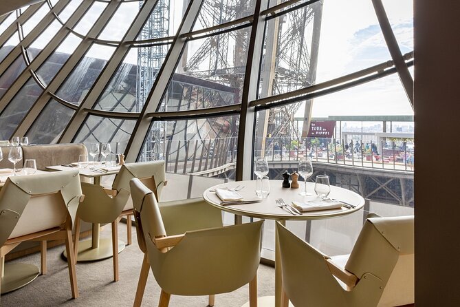 Paris Late Lunch at Eiffel Tower's Madame Brasserie Restaurant - Seating Choice at Madame Brasserie: Seine Views vs. Brasserie Ambiance