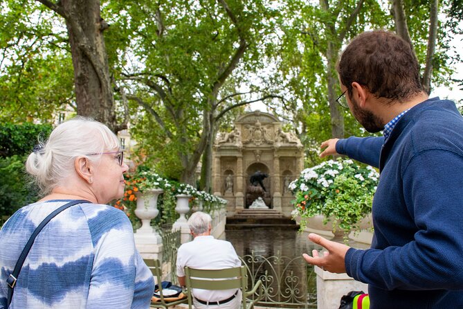 Paris Latin Quarter Walking Tour: History & Culture - Small Group - Getting Oriented at Sorbonne and Letting the Walk Set the Tempo