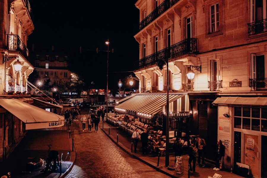 Paris: Latin Quarter Walking Tour with Local Guide - Key highlights at a glance