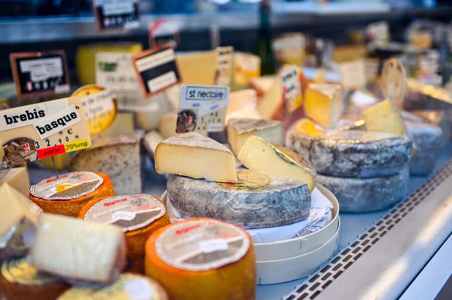 Paris: Le Marais District Food Tour with 10+ Tastings & Wine - Key takeaways before you go