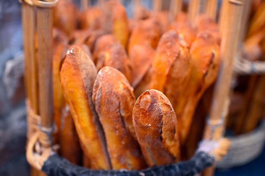 Paris: Le Marais District Food Tour with 10+ Tastings & Wine - Cheese and bread tastings: How to taste without overthinking