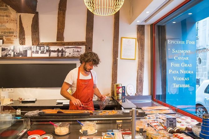 Paris Le Marais District Original Food and Wine Tasting Tour - What you eat: from macarons and cheese to tapenade, jam, and cured meat