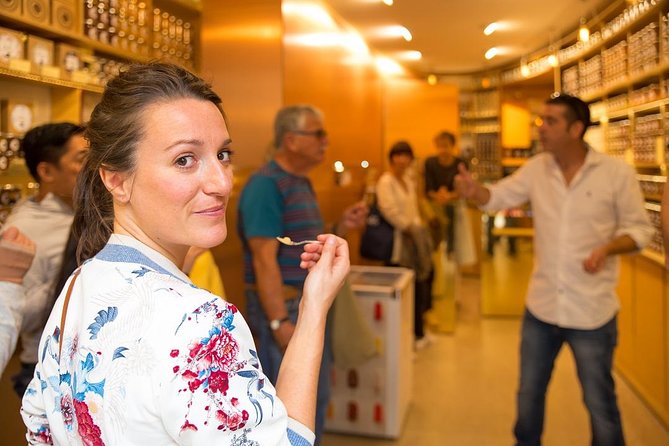 Paris Le Marais District Original Food and Wine Tasting Tour - The 3.5-hour plan: smart pacing from Rue de Bretagne