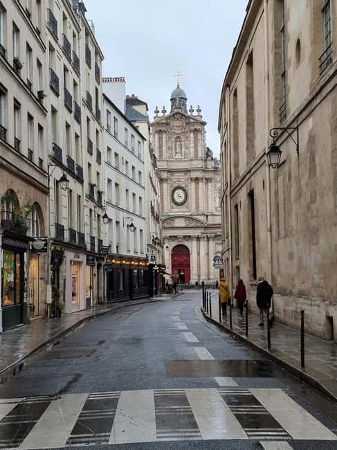 Paris Le Marais Food Tour: Full Traditional French Feast - Place des Vosges: the French feast feeling, step by step
