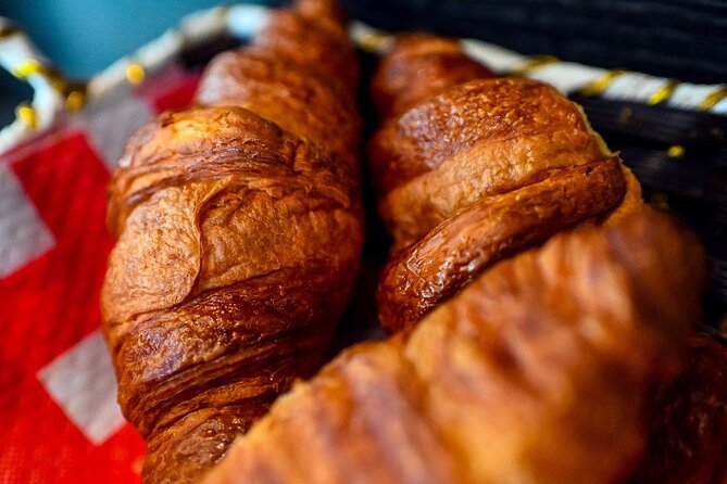 Paris Le Marais Food Tour With 10+ Tastings, Cheese, Wine & More - Brasserie Stop: Croque-Monsieur Sandwich or French Pie