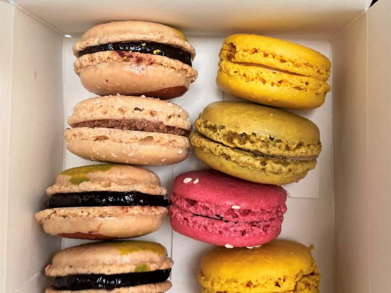 Paris: Le Marais Guided Food Tour with Tastings - Guide Energy and Local Tips: Sacha, Nil, Dorine, Lola, and Others