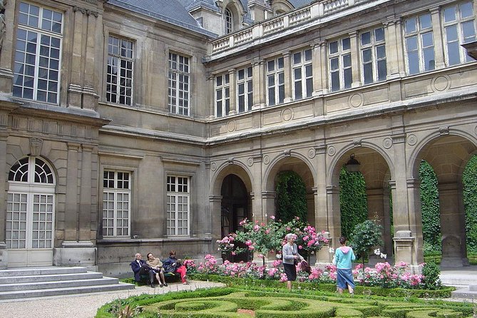 Paris Le Marais Historical Walking Tour with Wine and Cheese Tasting - Stop 1: Village Saint-Paul and the lanes that feel older than the map