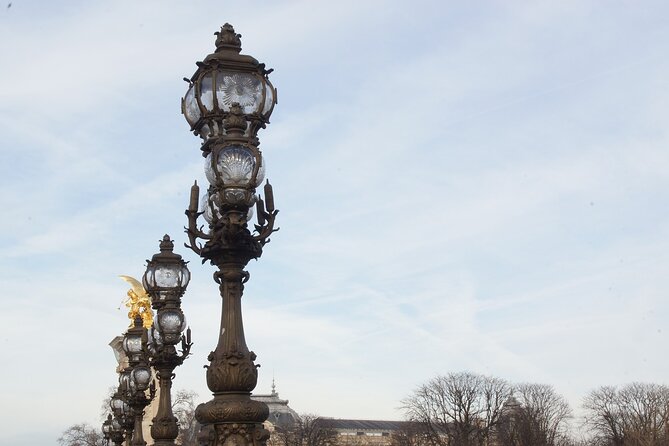 Paris Le Marais Historical Walking Tour with Wine and Cheese Tasting - Stop 5: Musée Carnavalet area and the meaning of Le Marais