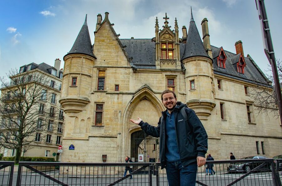 Paris Le Marais Walking Tour: Small Group Experience - Rue des Rosiers and the Jewish Quarter: where stories have street addresses