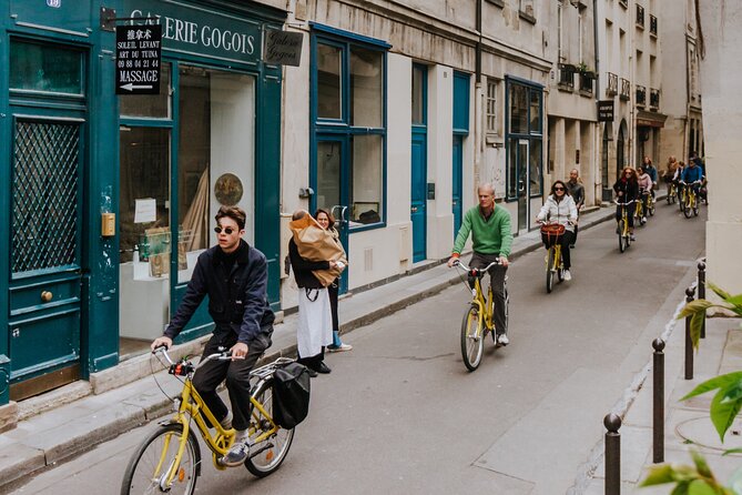 Paris Local Districts and Stories Off the Beaten Track Guided Bike Tour - Le Peloton Café to Hotel de Ville: Start Easy, See More