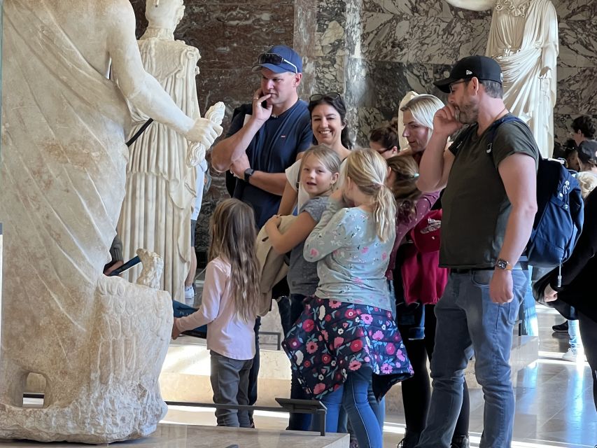 Paris Louvre: 2-Hour Private Tour for Groups or Families - Your 2-Hour Highlights Route: Mona Lisa and the Big Names