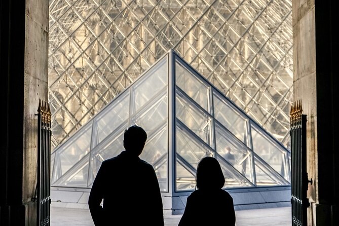 Paris Louvre Guided Tour To Mona Lisa - Napoleon to Delacroix to Géricault: How the French Paintings Fit Together
