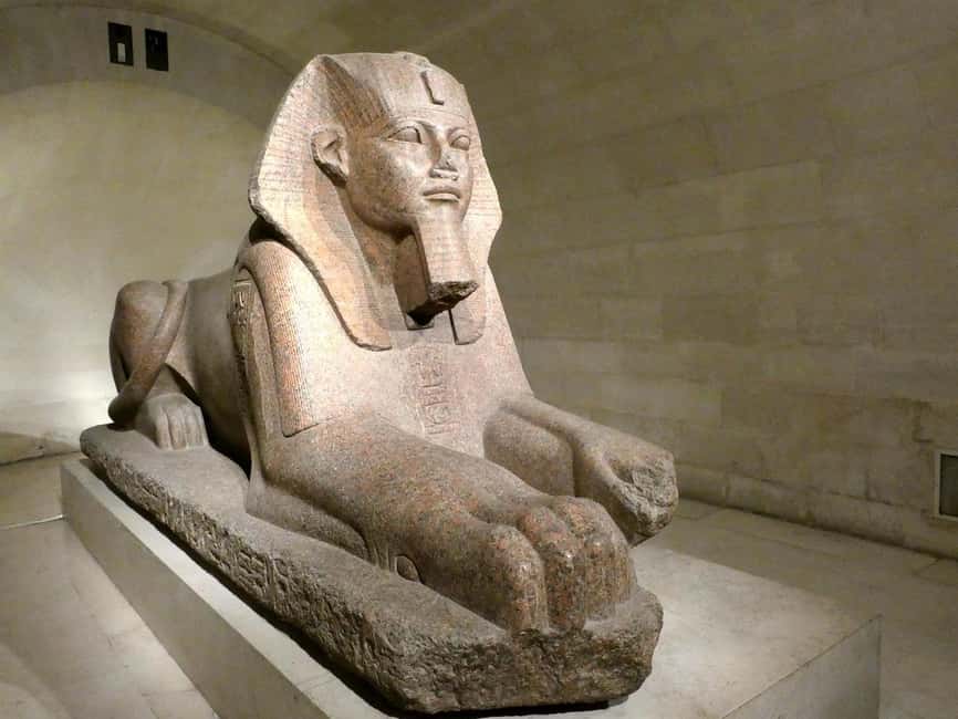 Paris: Louvre Guided Tour with Skip-the-Line Entry Tickets - The skip-the-line part: fast access, but don’t ignore security